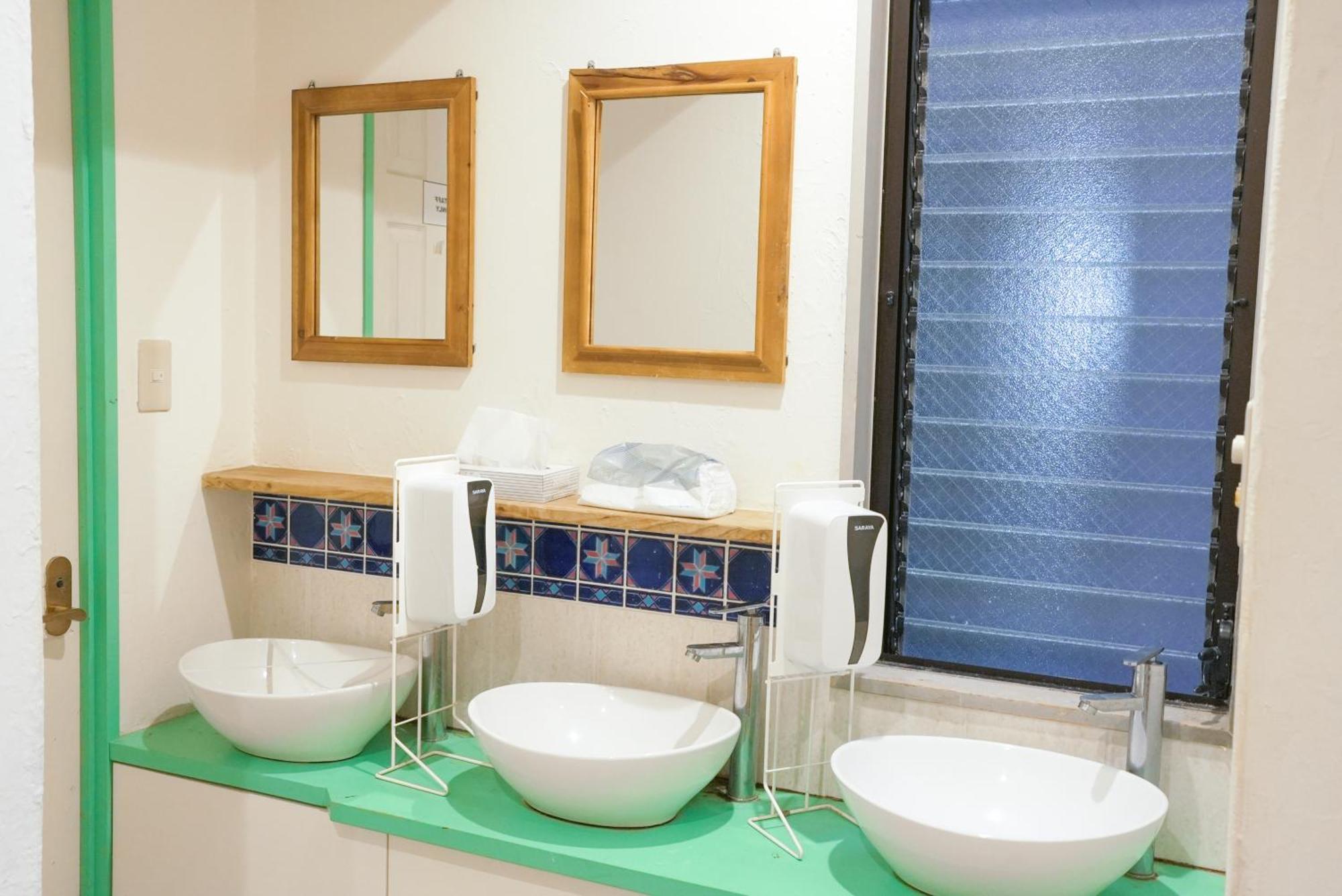 Hostel Lodging Tokyo Ueno Экстерьер фото
