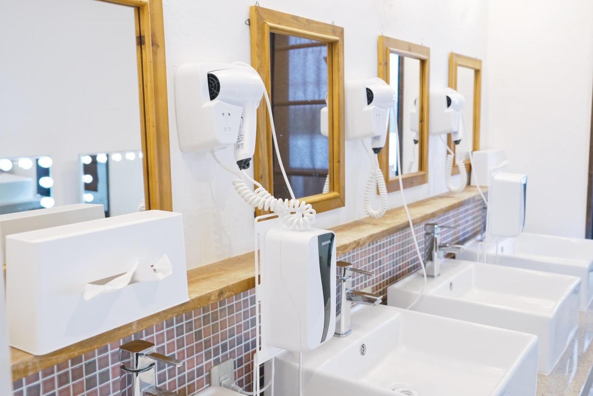 Hostel Lodging Tokyo Ueno Экстерьер фото